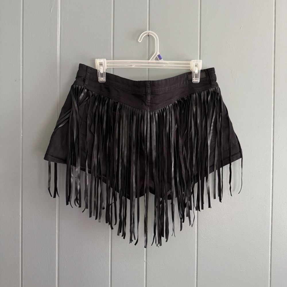 BlankNYC Black Faux Leather Fringe Denim Shorts Mid-Rise Micro Western Size 31 - Picture 3 of 7